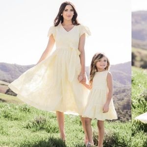 Rachel Parcell size L Yellow Floral Pretty Dress